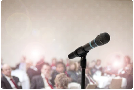 How to Build Your Confidence and Presentation Skills when Public Speaking